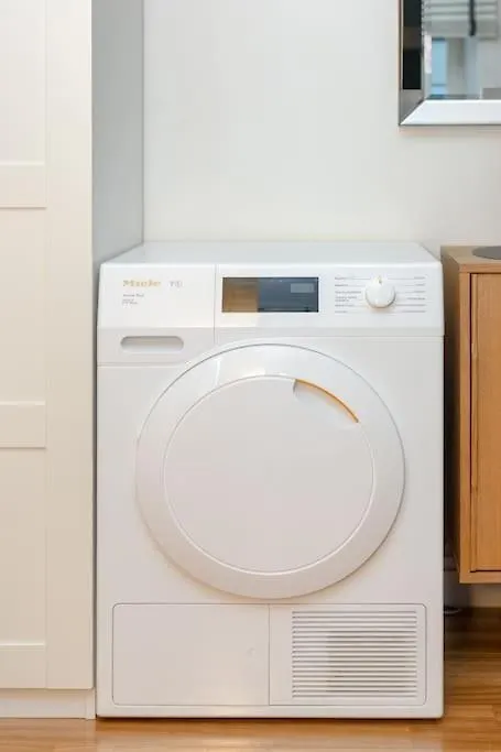 Chmielna City Center Apartment With Bath Warsaw
